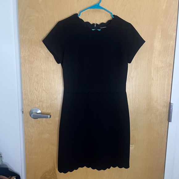 Club Monaco Black Scalloped Mini Dress - Picture 1 of 3